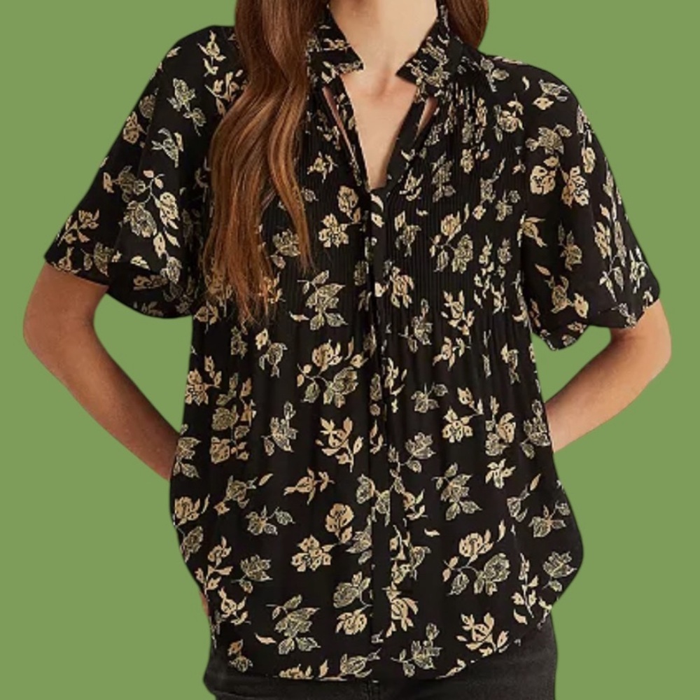 Ralph Lauren Black Floral Blouse Women’s Size Large Short Sleeve Pleated Top